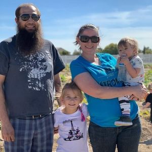 Meet your Posher, Danielle